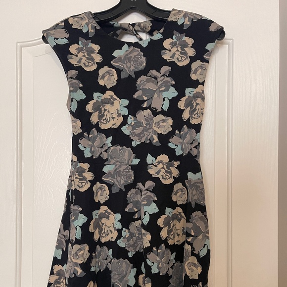 Aritzia Talula Printed Dress - Picture 1 of 1